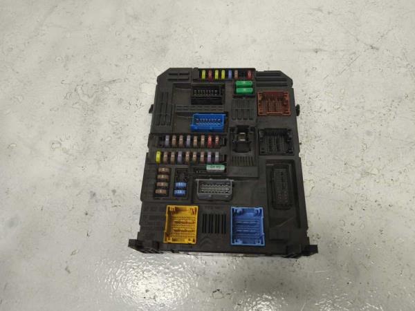 BOITIER ELECTRONIQUE CITROEN / PEUGEOT BSI-EL3 - Vue 1